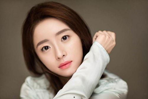 凌音阁吃瓜小妹小说免费阅读,吃瓜小妹的奇幻瓜田之旅 第2张 凌音阁吃瓜小妹小说免费阅读,吃瓜小妹的奇幻瓜田之旅 第2张